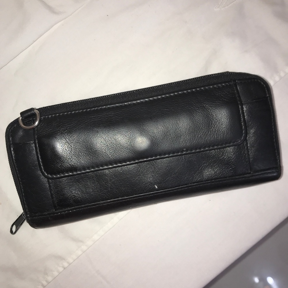 Genuine Leather Zip Around Pockets Basic Wallet